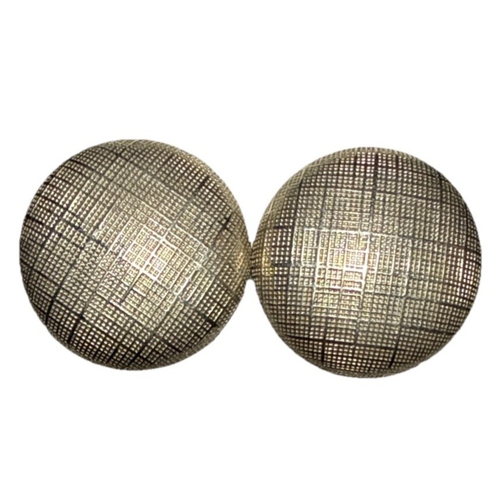 Vintage Silver Tone Textured Dome Clip On Earrings J17-31
